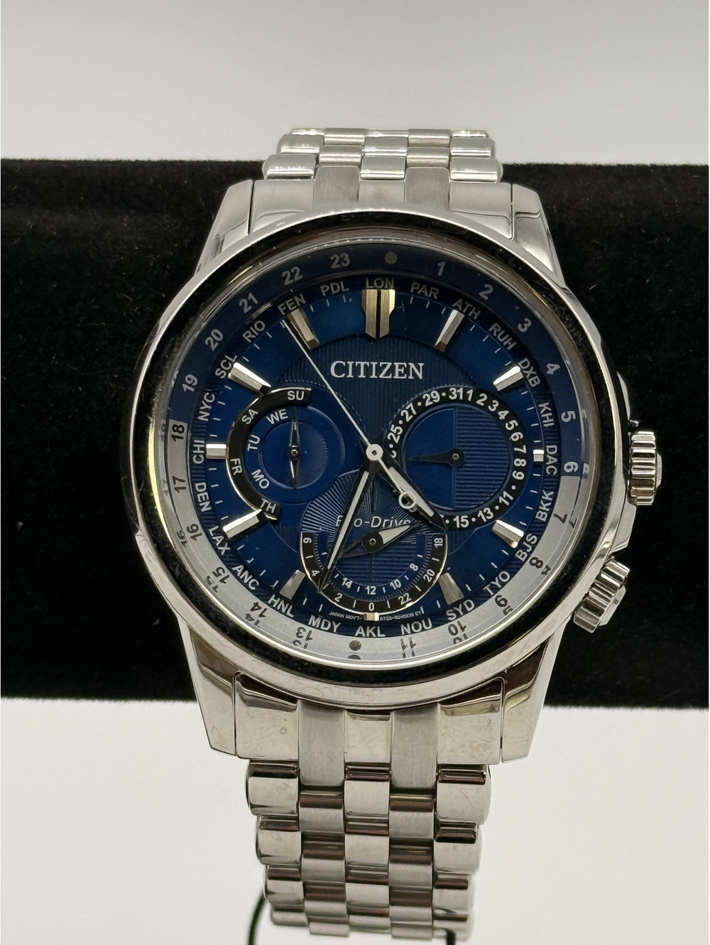 Citizen Eco-Drive Men's Stainless Steel Wristwatch with Blue